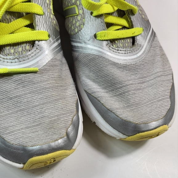 New Balance 711 Training Shoes Size 8 Gray & Yellow - Picture 4 of 6